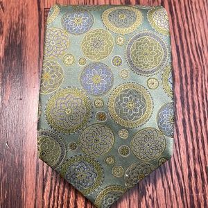 NWOT mens Ted Baker tie. Approx. 59 inches long. 100% silk.